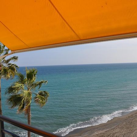 Studio Sea View Terrace 토레몰리노스 외부 사진