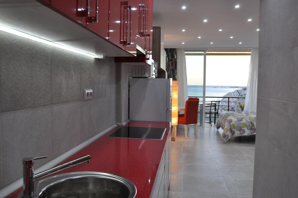 Studio Sea View Terrace 토레몰리노스 외부 사진