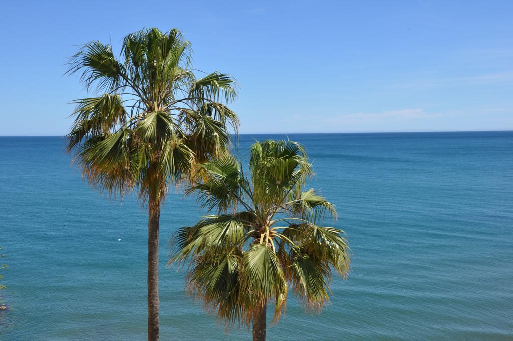 Studio Sea View Terrace 토레몰리노스 외부 사진